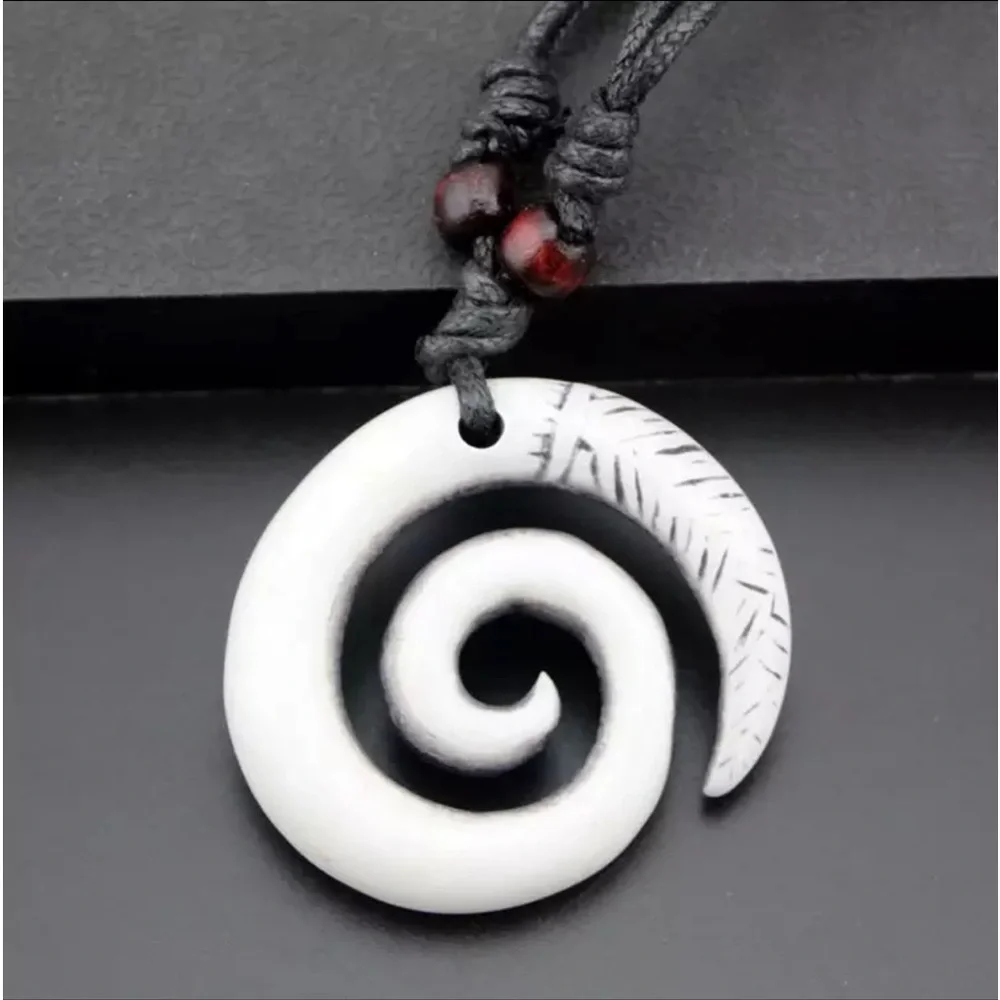 New Handmade Boho Hawaiian Tribal Engraved Spiral Helix Hook Pendant Necklace
